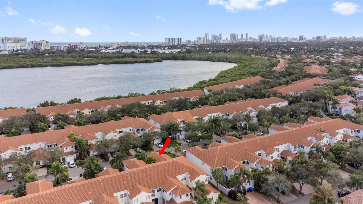 1554 Yellowheart Way #1554, Hollywood, FL 33019 - Image #1