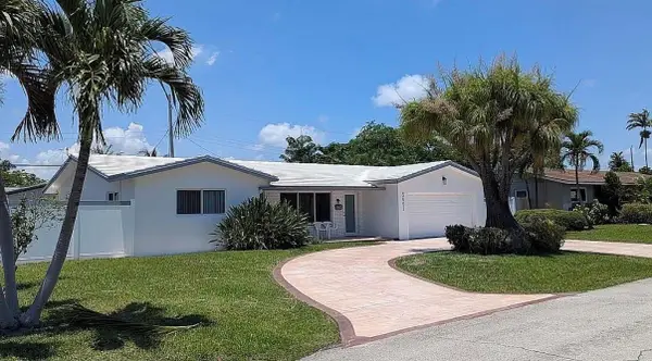 5651 NE 16th Avenue, Fort Lauderdale, FL 33334