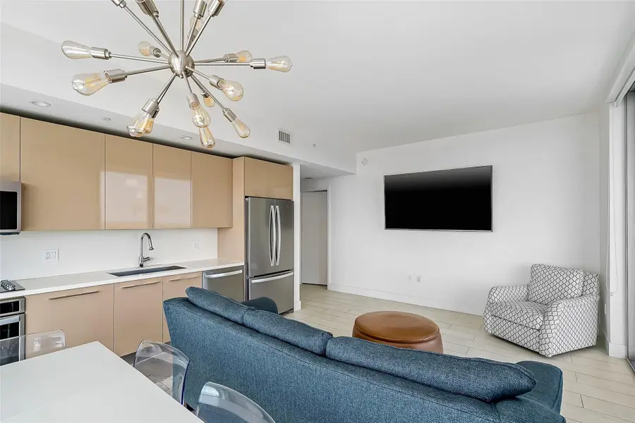 2000 Metropica Way #1410, Sunrise, FL 33323 - Image #2