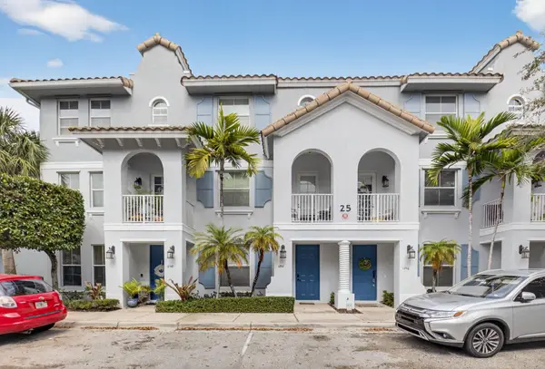 1252 Via De Fossi, Boynton Beach, FL 33426