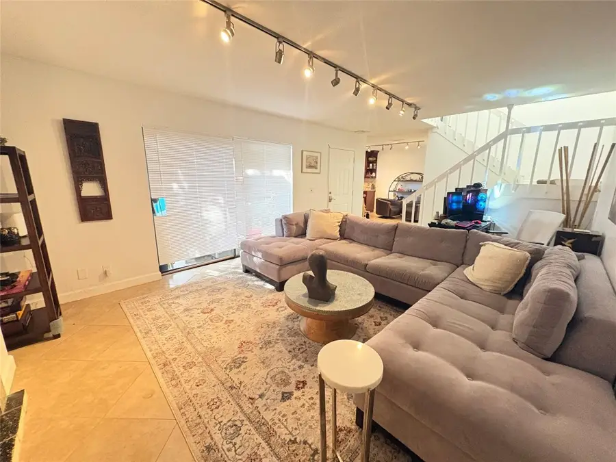 294 Arabian Road #294, Palm Springs, FL 33461 - Image #2