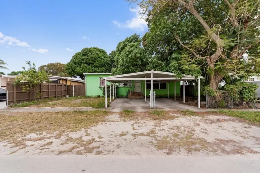 282 E 55th Street, Hialeah, FL 33013 - #3