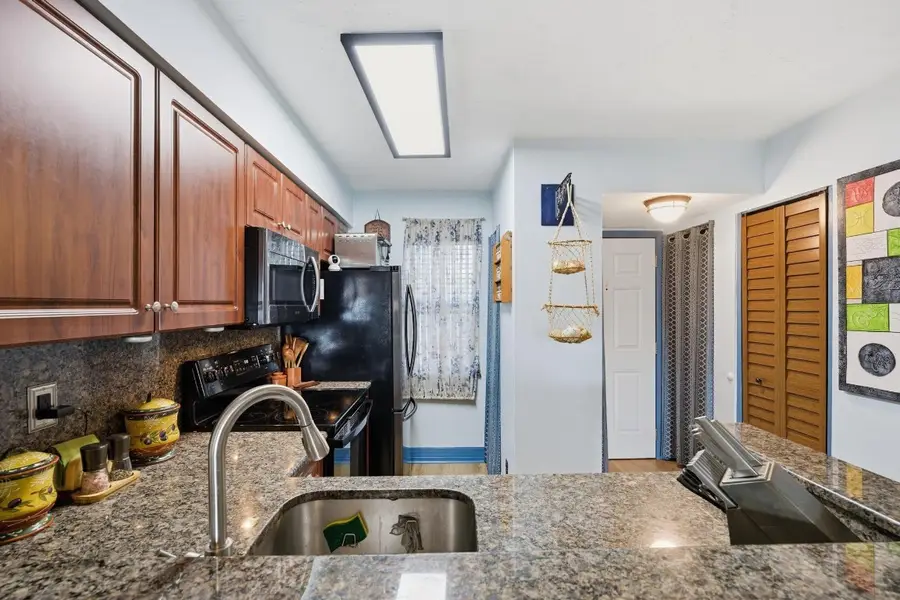 2108 S Cypress Bend Drive #504, Pompano Beach, FL 33069 - Image #3