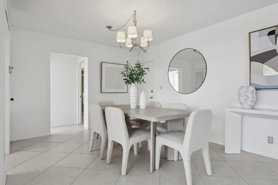 2701 N Ocean Boulevard #4C, Fort Lauderdale, FL 33308 - Image #3