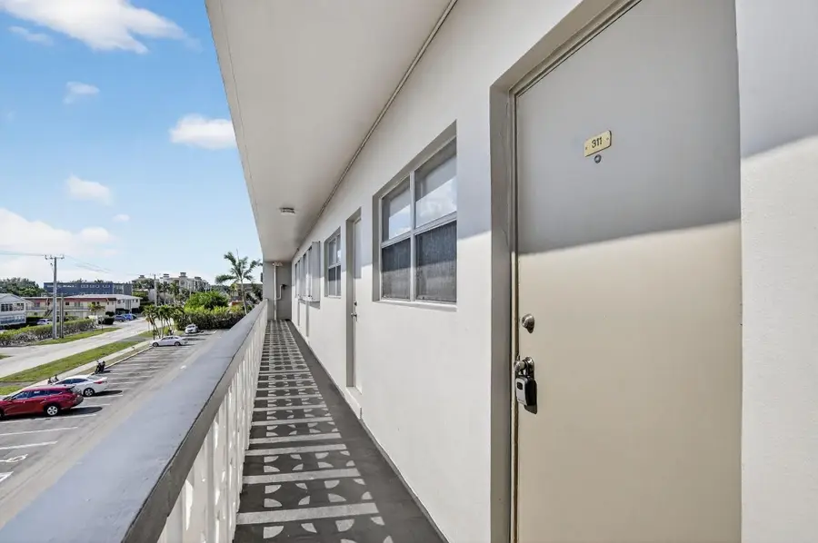 941 Crystal Lake Drive #311, Deerfield Beach, FL 33064 - Image #2