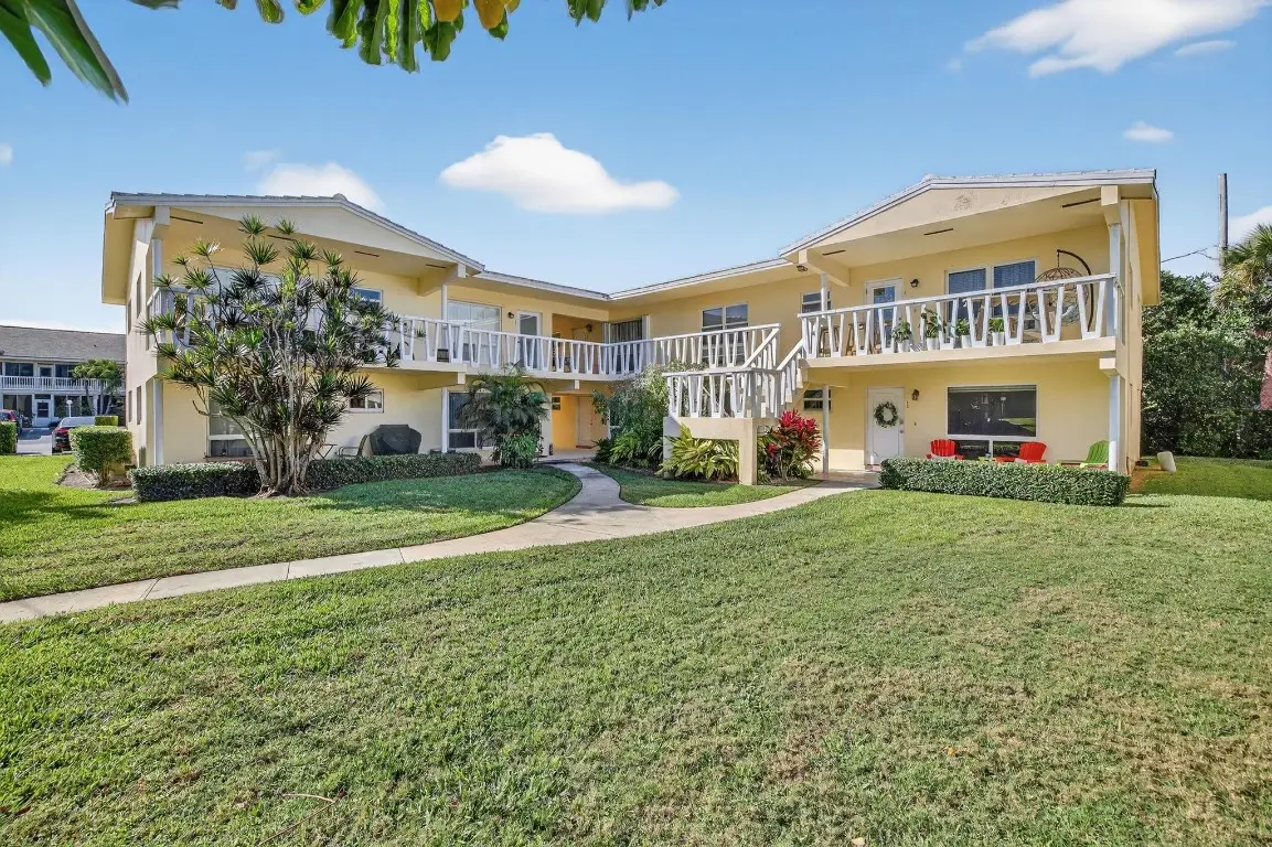 2755 NE 28th Avenue #E2, Lighthouse Point, FL 33064 - Image #1