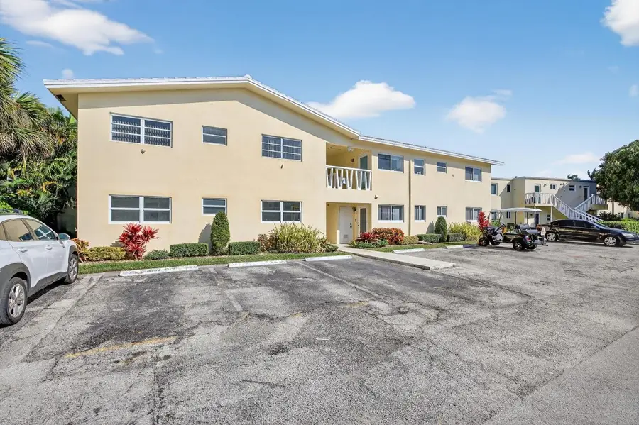 2755 NE 28th Avenue #E2, Lighthouse Point, FL 33064 - Image #2