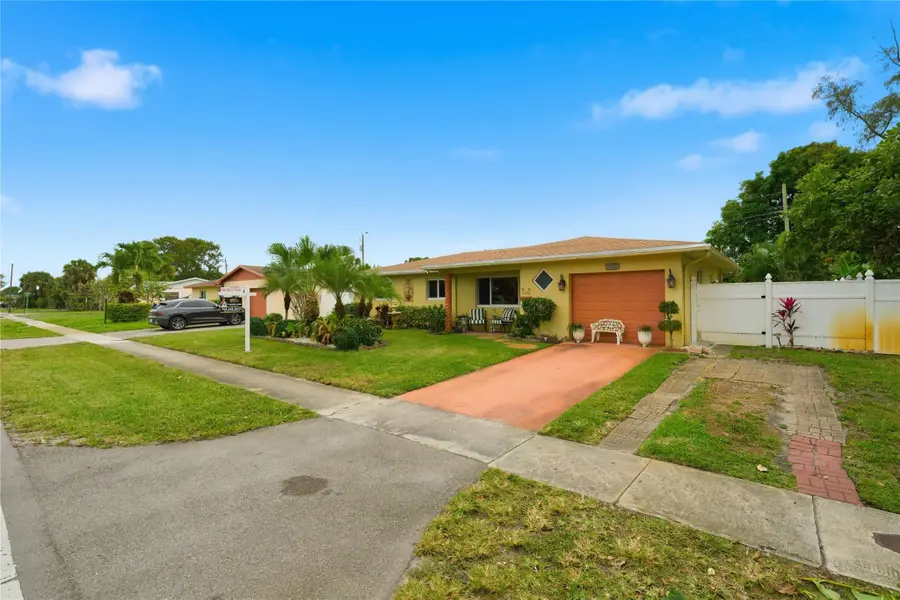 3820 NW 29th Street, Lauderdale Lakes, FL 33311 - Image #3