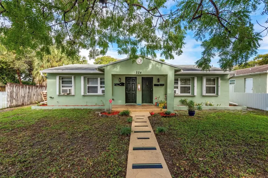 224 SW 15th Street, Dania Beach, FL 33004 - Image #2