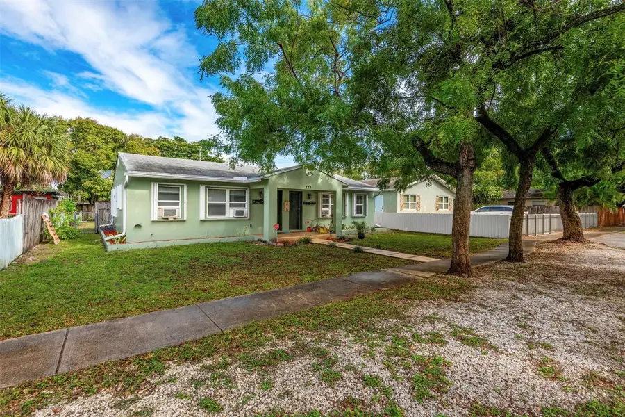 224 SW 15th Street, Dania Beach, FL 33004 - Image #3