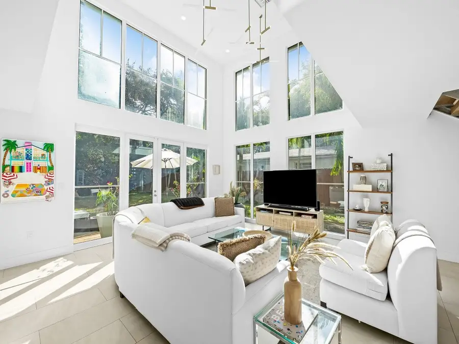 304 Seminole Avenue, Fort Lauderdale, FL 33312 - Image #2