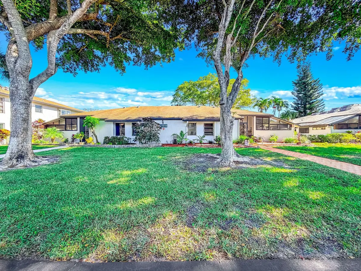 13232 Lucinda Palm Court #B, Delray Beach, FL 33484 - Image #1