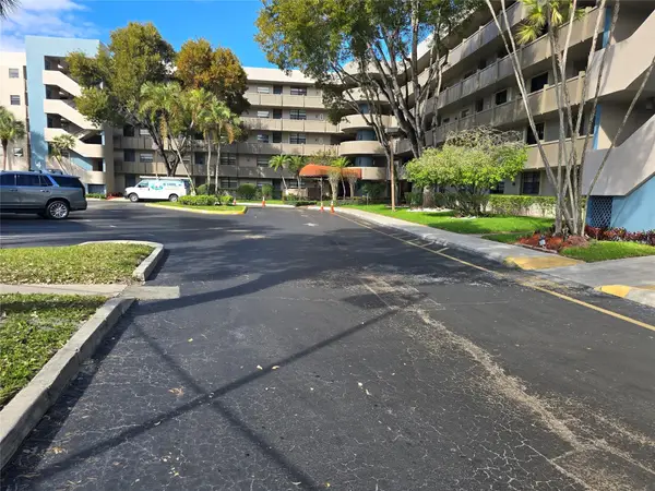 Address Withheld By Seller, Pembroke Pines, FL 33026