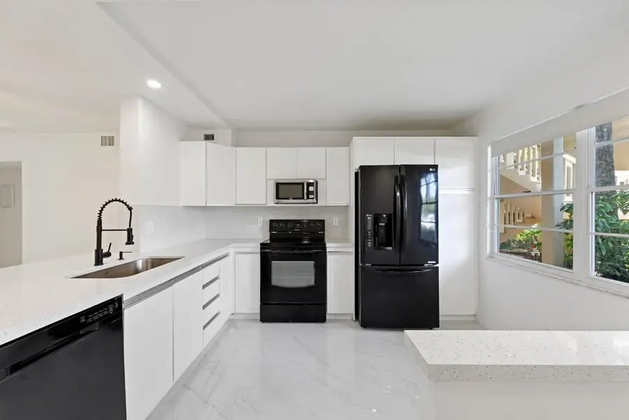 2202 Lucaya Bend #M1, Coconut Creek, FL 33066 - Image #2