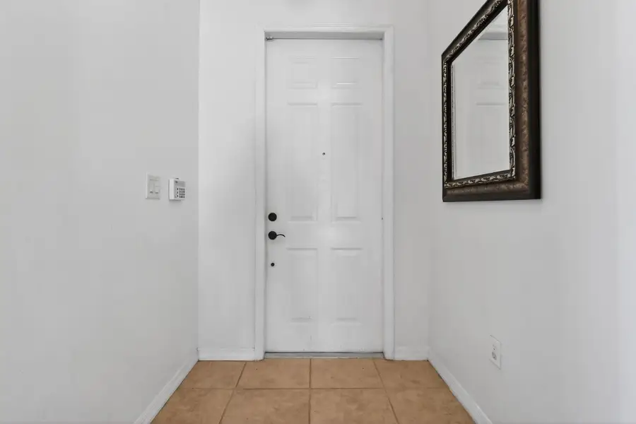 2130 NW 100th Avenue, Pembroke Pines, FL 33024 - Image #3