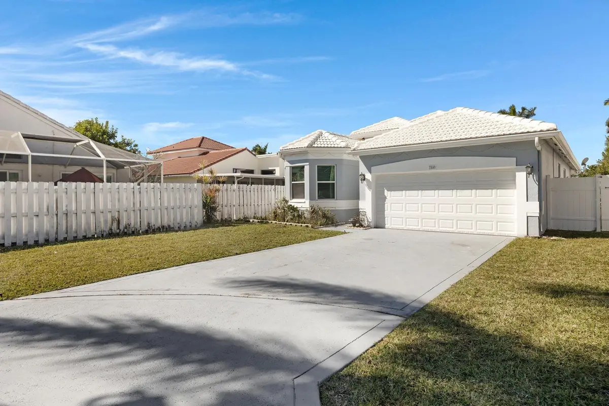 7549 Thornlee Drive, Lake Worth, FL 33467 - Image #1