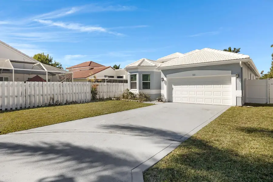 7549 Thornlee Drive, Lake Worth, FL 33467 - Image #2