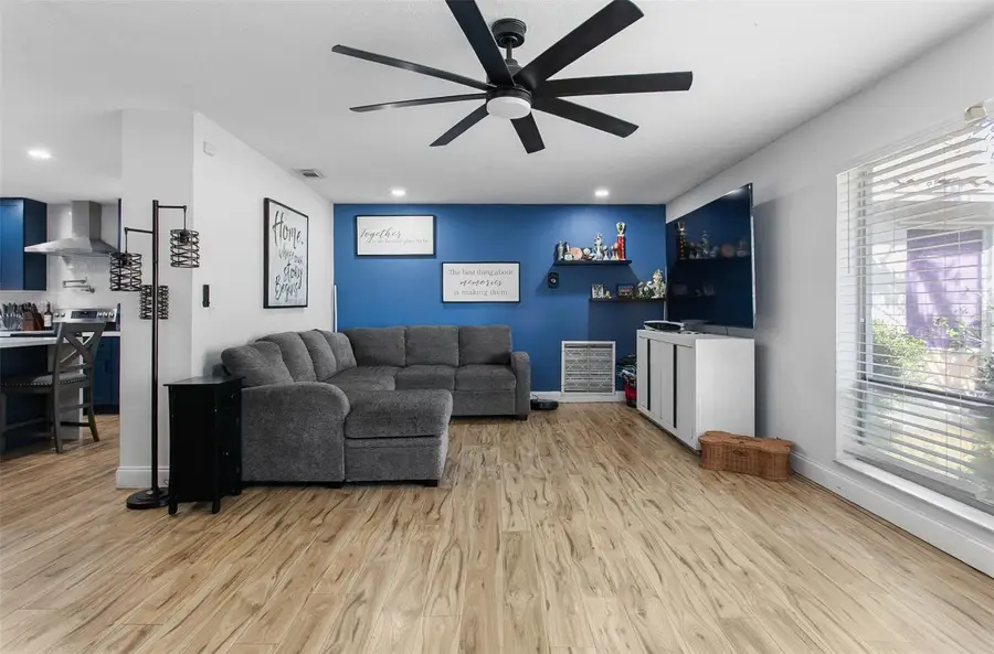 846 Ramblewood Drive, Coral Springs, FL 33071 - Image #3