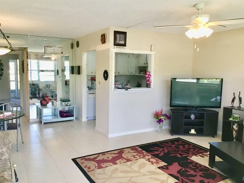 7 Oakridge B #7, Deerfield Beach, FL 33442 - Image #1