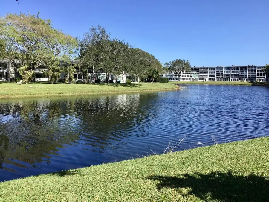 7 Oakridge B #7, Deerfield Beach, FL 33442 - Image #3