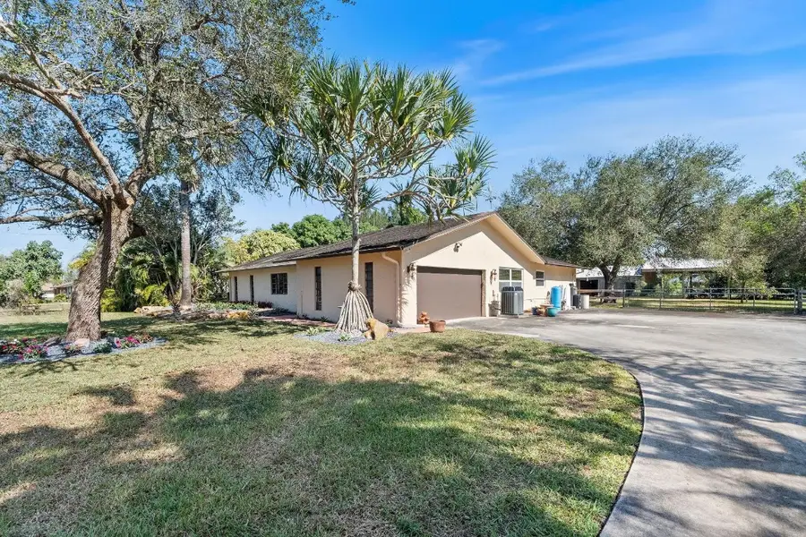 5400 SW 164 Terrace, Southwest Ranches, FL 33331 - Image #3