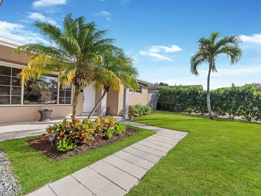 Address Withheld By Seller, Hollywood, FL 33024 - Image #3