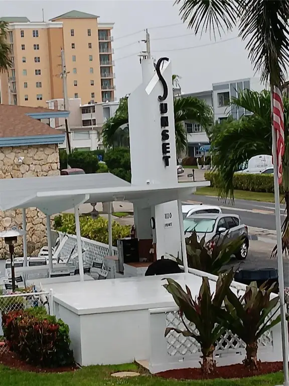 1110 N Riverside Drive #26, Pompano Beach, FL 33062