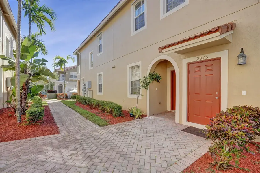 9075 Plymouth Place #9075, Tamarac, FL 33321 - Image #2