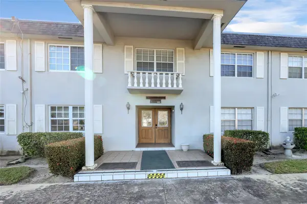 1560 Mckinley Street #210W, Hollywood, FL 33020