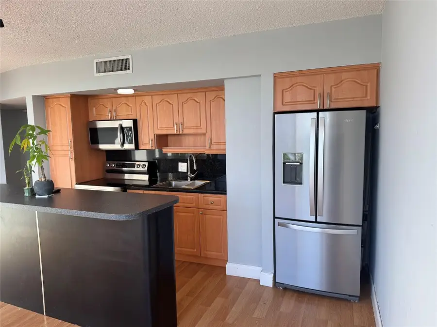 900 Bay Drive #513, Miami Beach, FL 33141 - Image #3