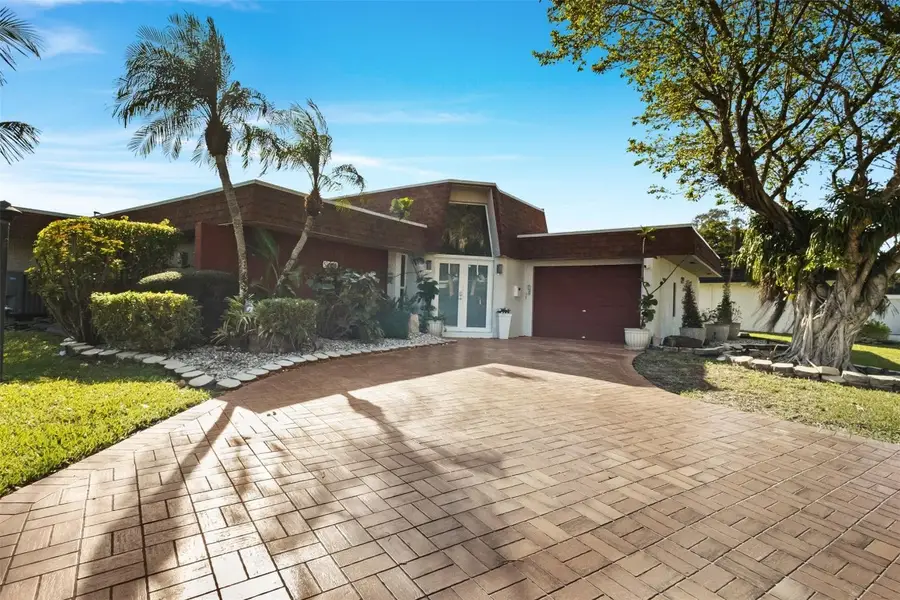 5702 Melaleuca Drive, Tamarac, FL 33319 - Image #2