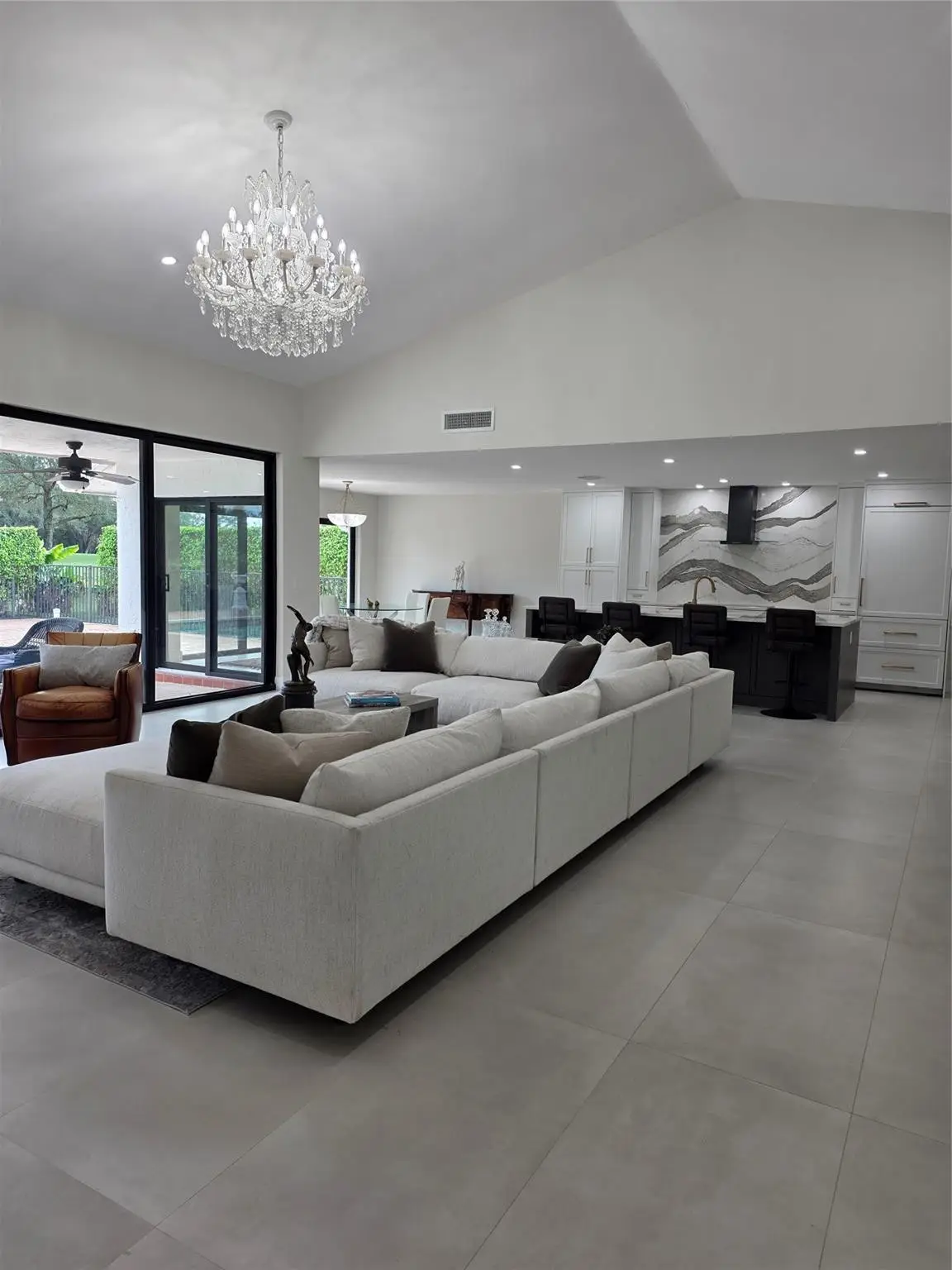 10486 Boca Woods Lane, Boca Raton, FL 33428 - Image #1