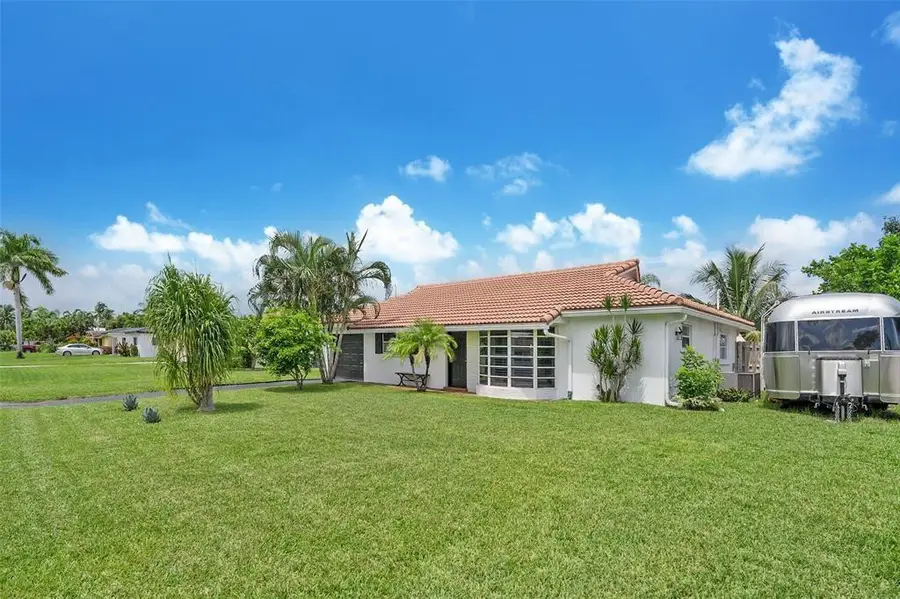 241 SW 13th Street, Boca Raton, FL 33432 - Image #2