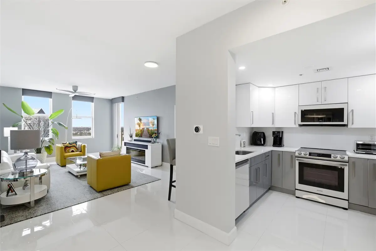 511 SE 5th Avenue #1811, Fort Lauderdale, FL 33301 - Image #1