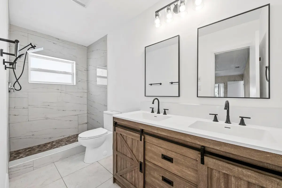 9203 NW 71st Street, Tamarac, FL 33321 - Image #1