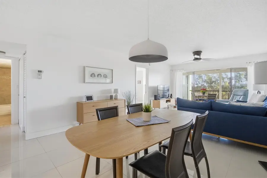 3930 E Inverrary Boulevard #605D, Lauderhill, FL 33319 - Image #2