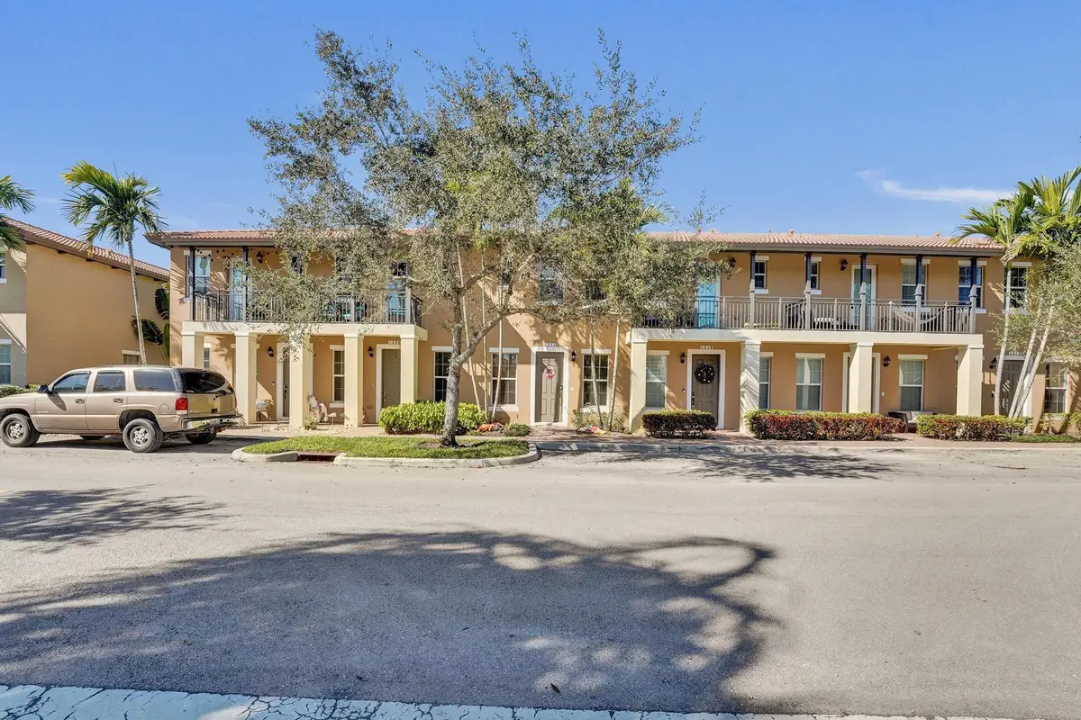 1226 SW 147th Terrace #1226, Pembroke Pines, FL 33027 - Image #1