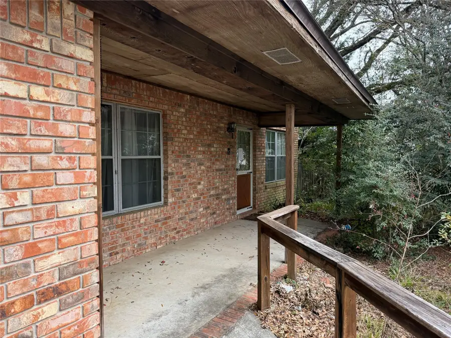 4200 Croydon Road, Pensacola, FL 32514 - Image #2