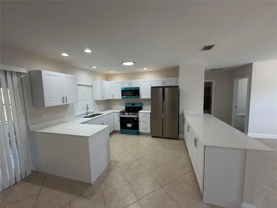 703 SW 4th Avenue, Boynton Beach, FL 33426 - Image #2