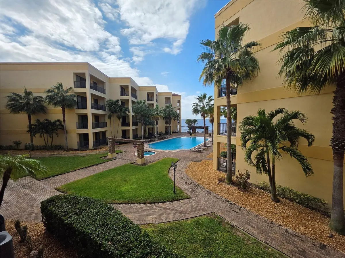 2351 Lakeview Drive #208, Sebring, FL 33870 - Image #1