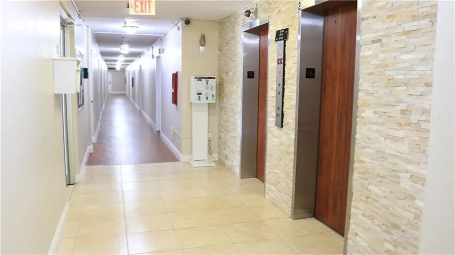 7300 NW 17th Street #202, Plantation, FL 33313 - #3