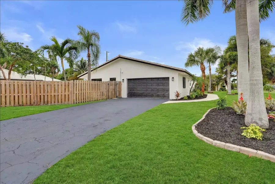 518 Linnet Circle, Delray Beach, FL 33444 - Image #2