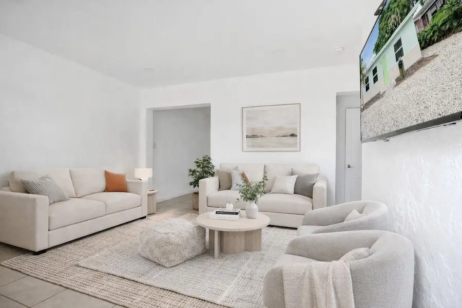 306 NE 13th Avenue, Pompano Beach, FL 33060 - Image #2