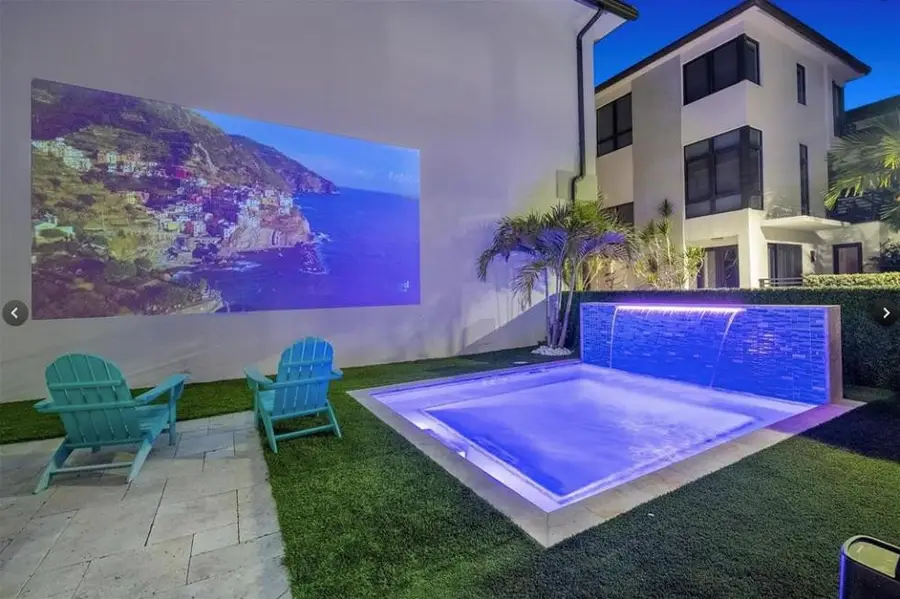 8225 Central Park Boulevard, Doral, FL 33166 - Image #3