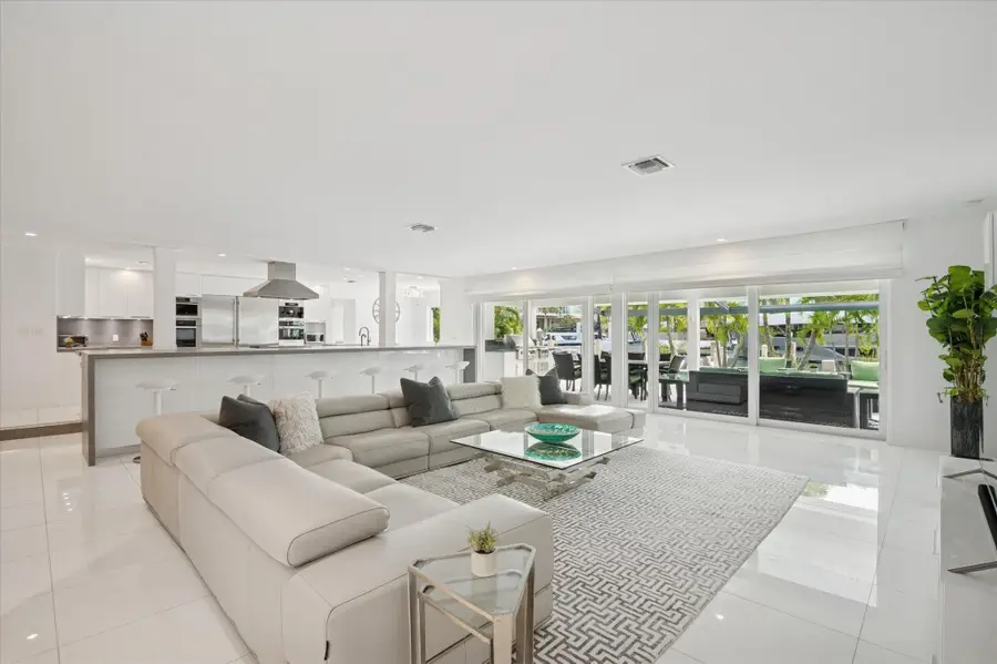 2540 Mercedes Drive, Fort Lauderdale, FL 33316 - Image #3