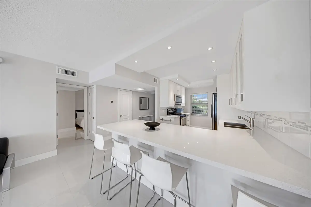 4030 W Palm Aire Drive #406, Pompano Beach, FL 33069 - Image #1