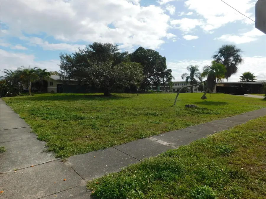 000 Lakeshore Drive, Margate, FL 33063 - Image #2