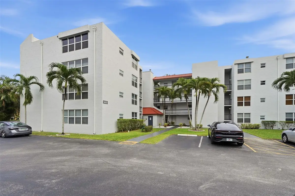 9451 Evergreen Place #203, Davie, FL 33324 - Image #1
