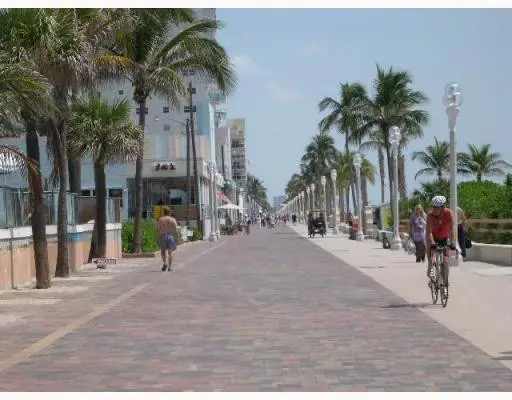 320 S Surf Road #301, Hollywood, FL 33019 - Image #3