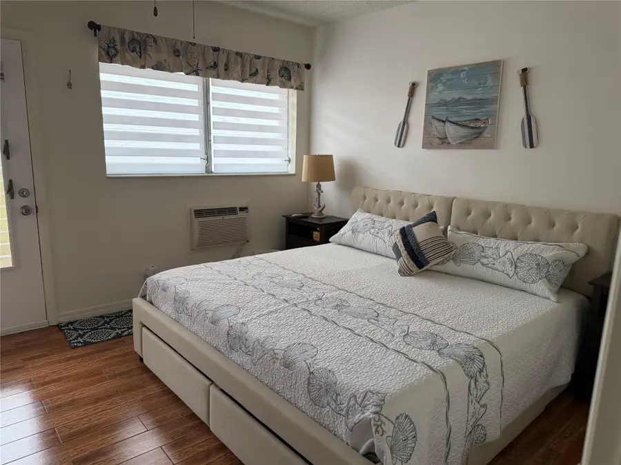 1000 SW 10th Avenue #9, Hallandale Beach, FL 33009 - Image #3